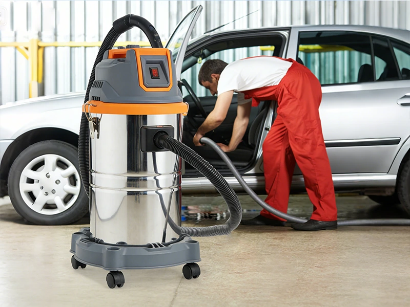 Zaawansowana filtracja i wysokie ssanie dla kompleksowego czyszczenia wnętrza samochodu